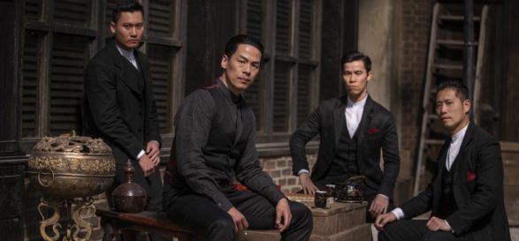 des membres d'un des clans chinois